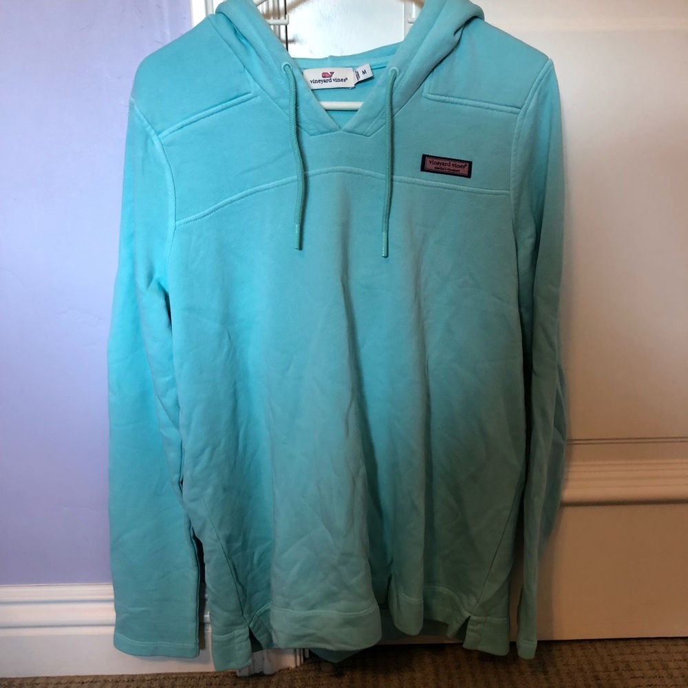 Vineyard vines sweater